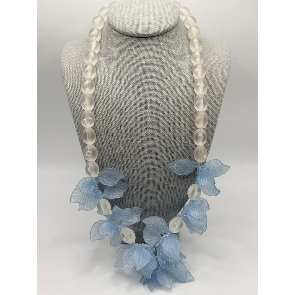Vintage Frosted Lucite Beaded Necklace Blue White Leaves Carved 18"